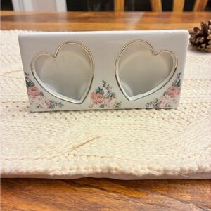 Floral Heart-Shaped Ceramic frame